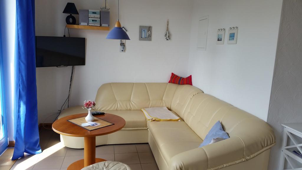 Haus Britta Ruegen Apartment Lietzow Ngoại thất bức ảnh